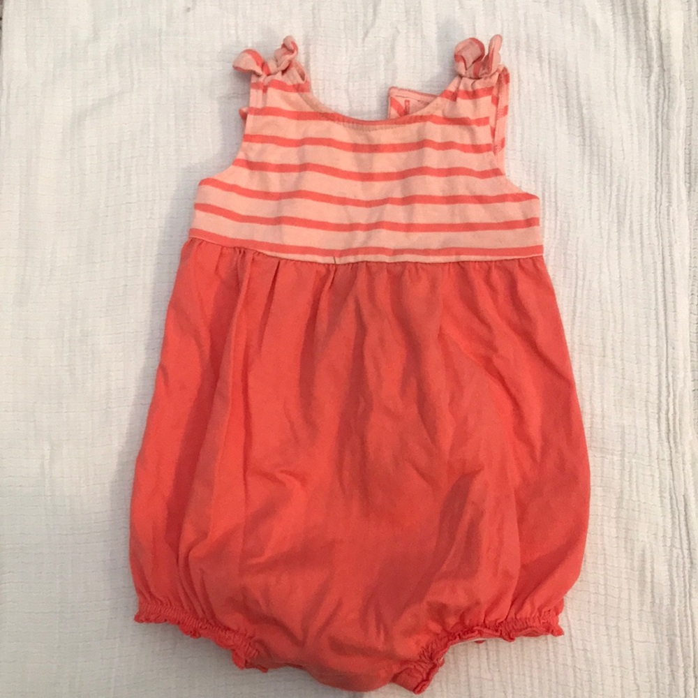 Old Navy Stripe romper, 6-12M